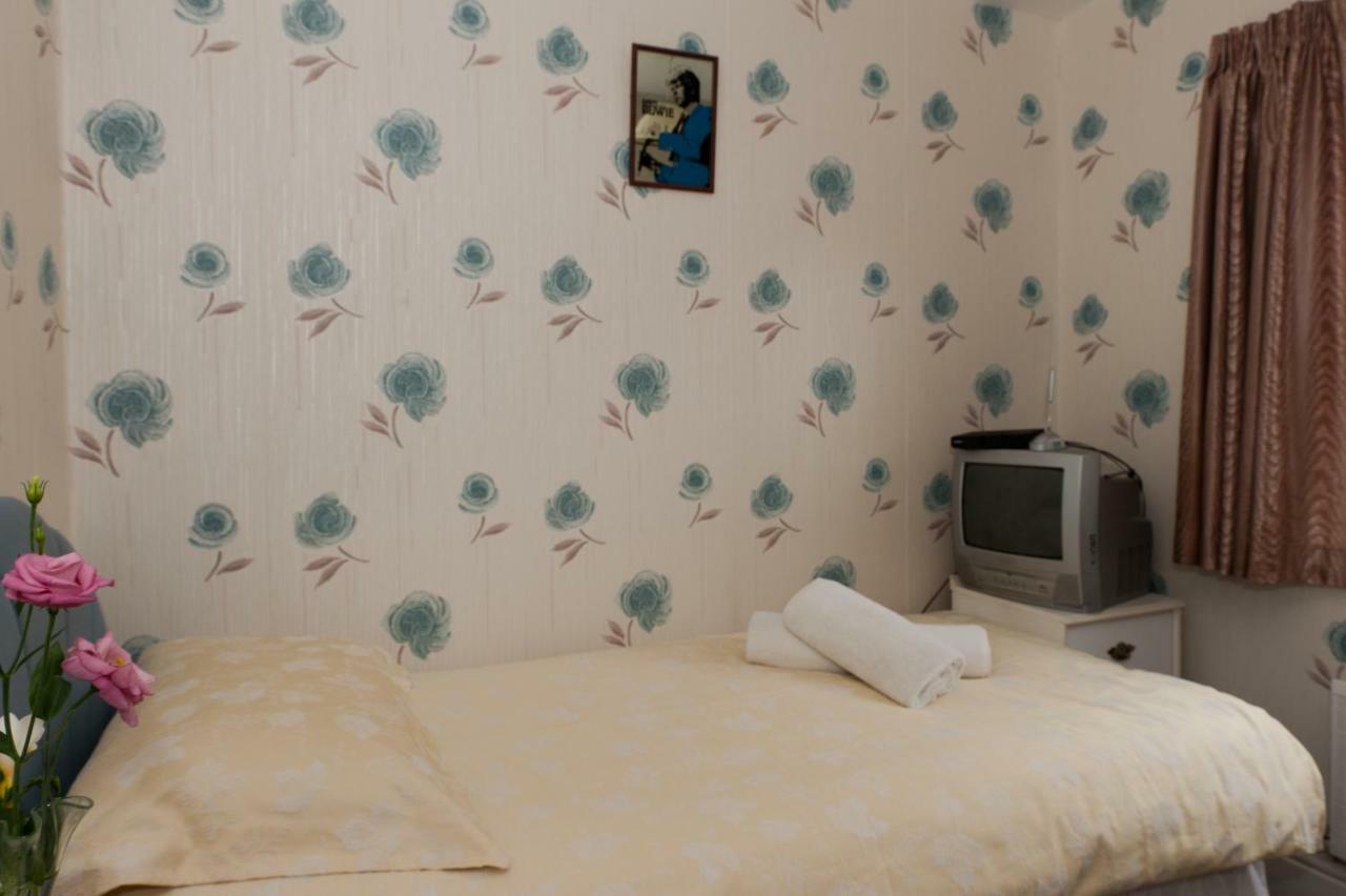 Birtley House Guest House B&B Telford Esterno foto